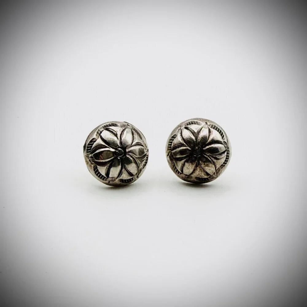 Sterling Dome Concho Stud Earrings Vintage Southwest 1/2